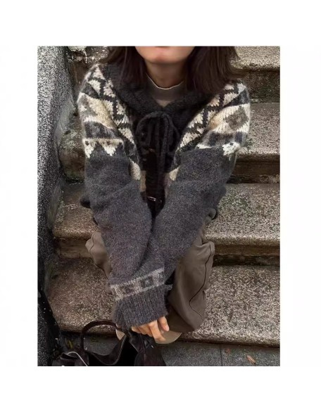 Retro Fair Isle hooded sweater women fall and winter new loose lazy wind ox horn button knitted cardigan thick