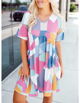 Contrast geometric pattern pleated dress