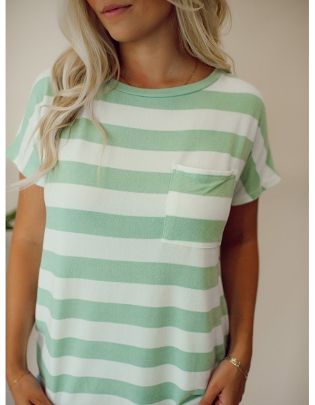 Green striped pocket T-shirt