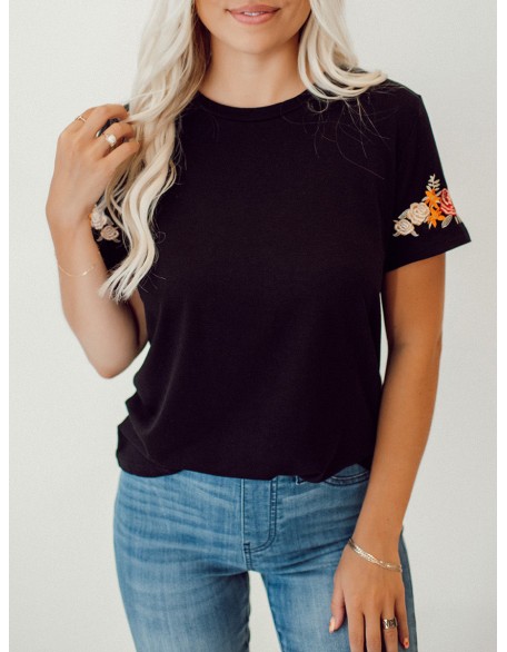 Rose embroidered black T-shirt