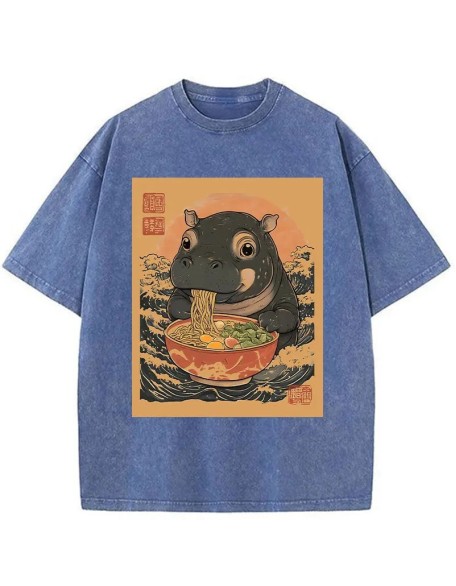 Moo Deng Eat Ramen Washed T-Shirt