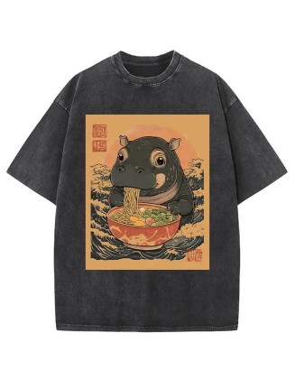 Moo Deng Eat Ramen Washed T-Shirt